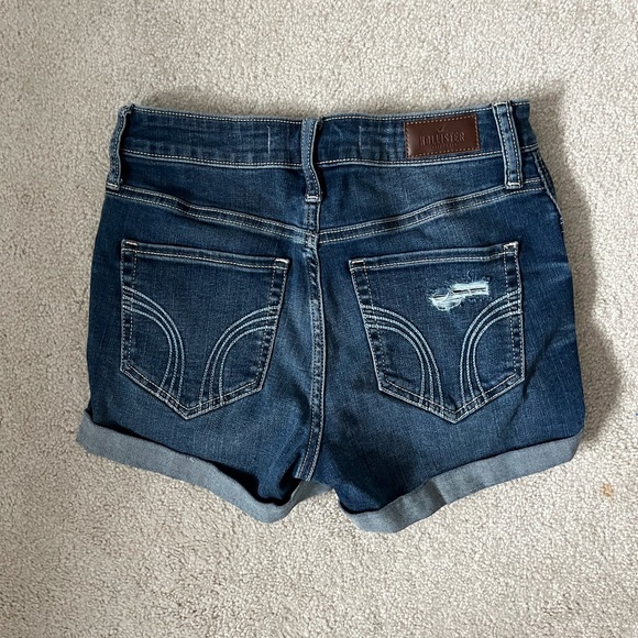 Hollister Jean Short - Picture 3 of 3